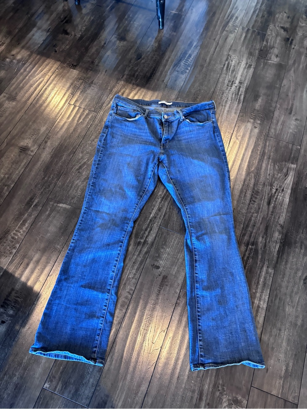 Women’s Classic Bootcut Levi’s Size 16
